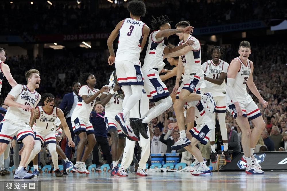 波光潋滟 波光潋滟