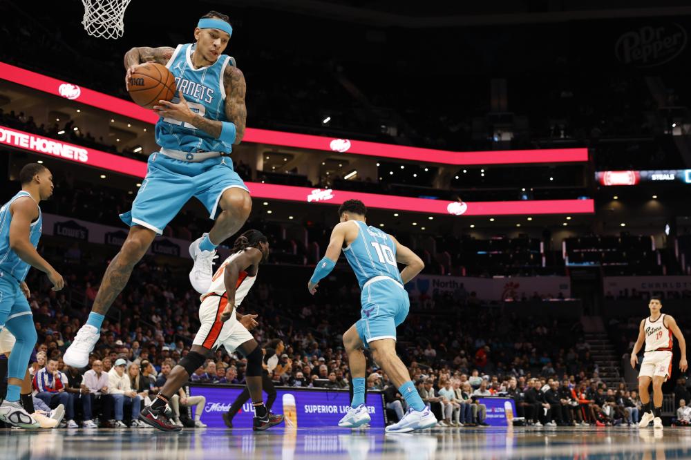 端贡献良多 端贡献良多