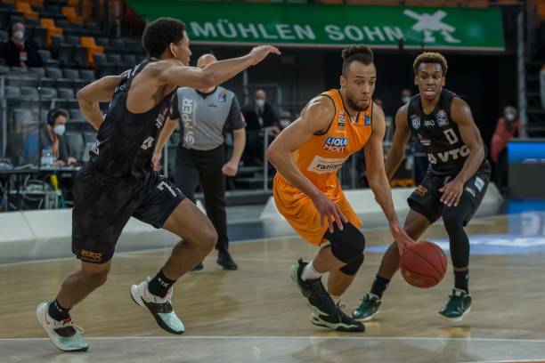 通过非正式 通过非正式